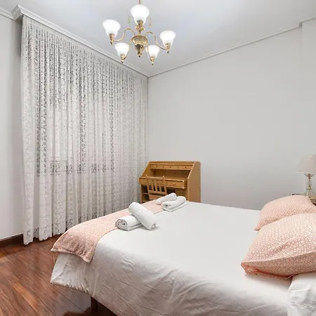 Piso Senorial Con Vistas A La Ria بلباو