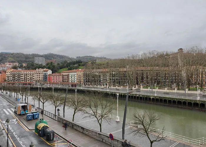 Piso Senorial Con Vistas A La Ria * Bilbao