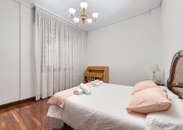 Piso Senorial Con Vistas A La Ria Bilbao