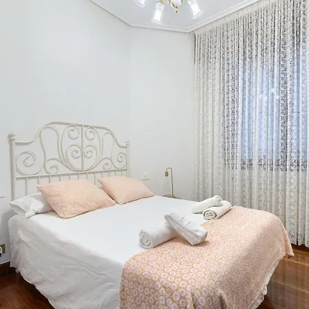 Piso Senorial Con Vistas A La Ria