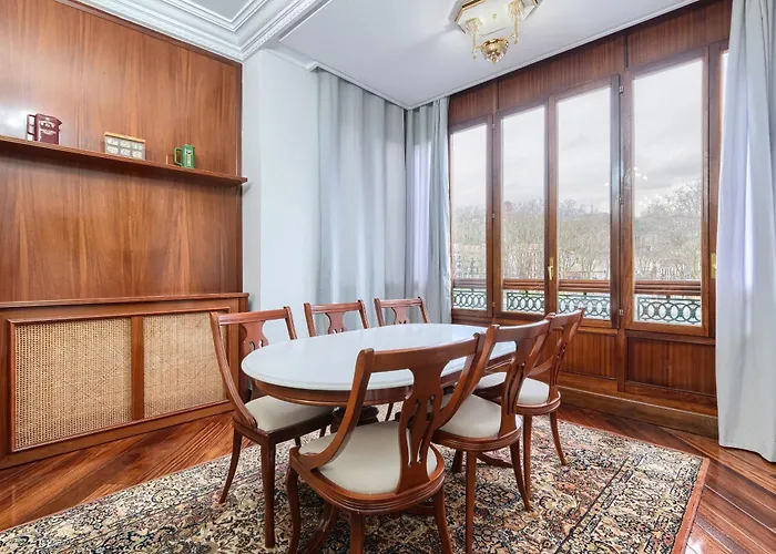 Apartamento Piso Senorial Con Vistas A La Ria Bilbau